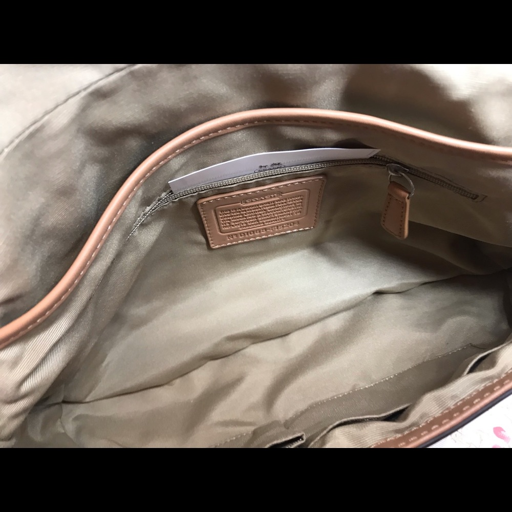 Coach 👜 wallet - Picture 3 of 8